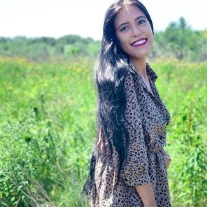 Meet your Posher, Julie